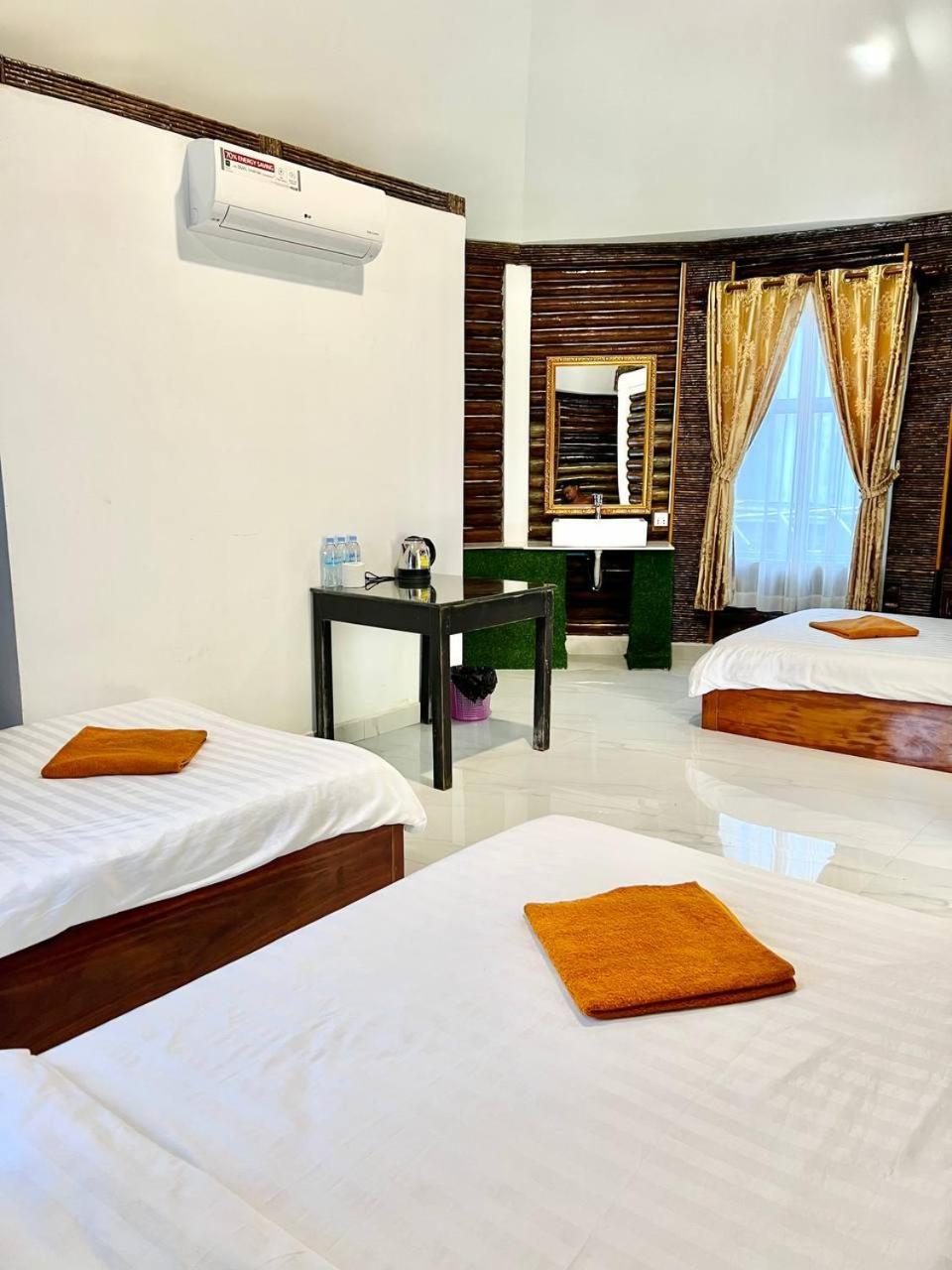 M'Pay Bay Guesthouse Koh Rong Sanloem Dış mekan fotoğraf