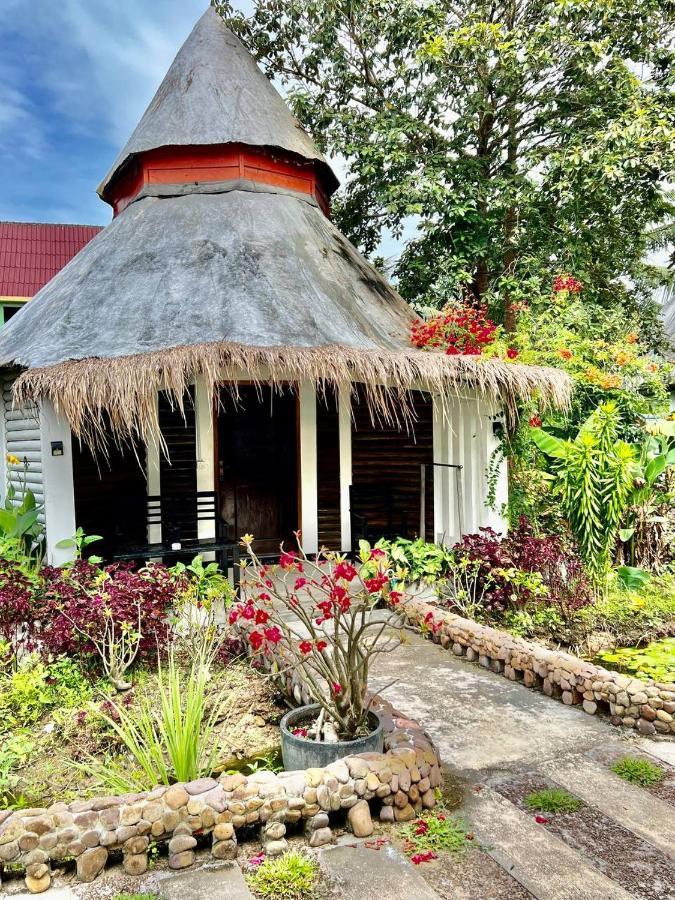 M'Pay Bay Guesthouse Koh Rong Sanloem Dış mekan fotoğraf