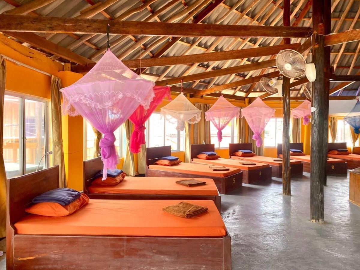 M'Pay Bay Guesthouse Koh Rong Sanloem Dış mekan fotoğraf