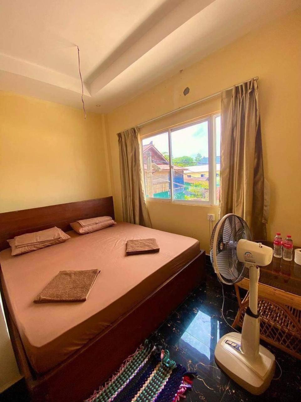 M'Pay Bay Guesthouse Koh Rong Sanloem Dış mekan fotoğraf